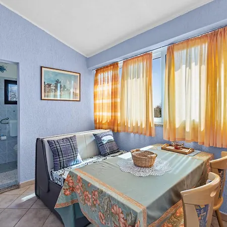 House Casa Jelena Kastelir