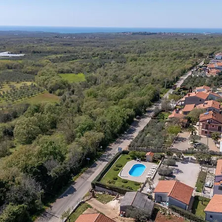 Holiday home House Casa Jelena Kastelir