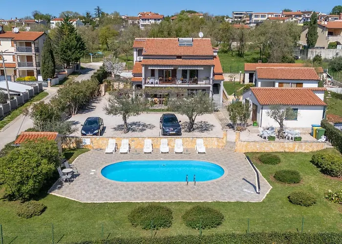 House Casa Jelena * Kaštelir